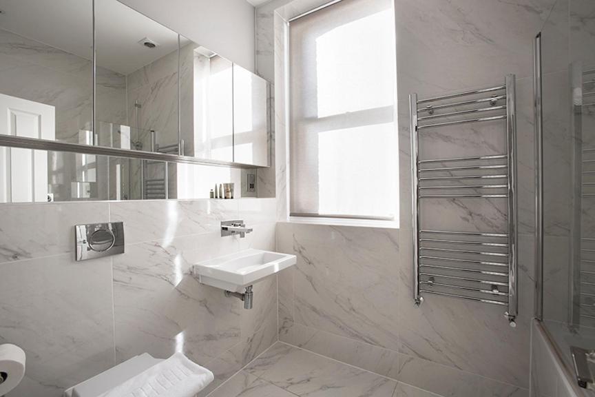 Ealing Apartments London Bagian luar foto