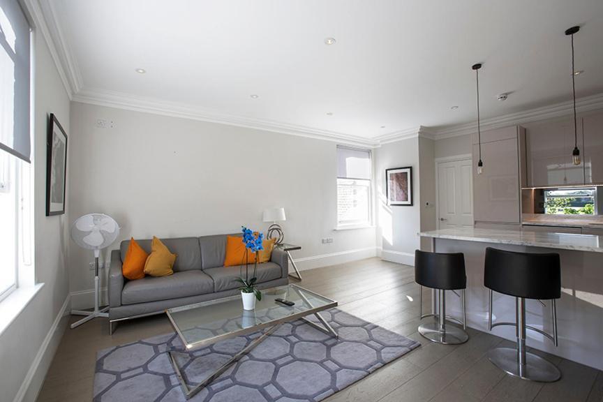 Ealing Apartments London Bagian luar foto